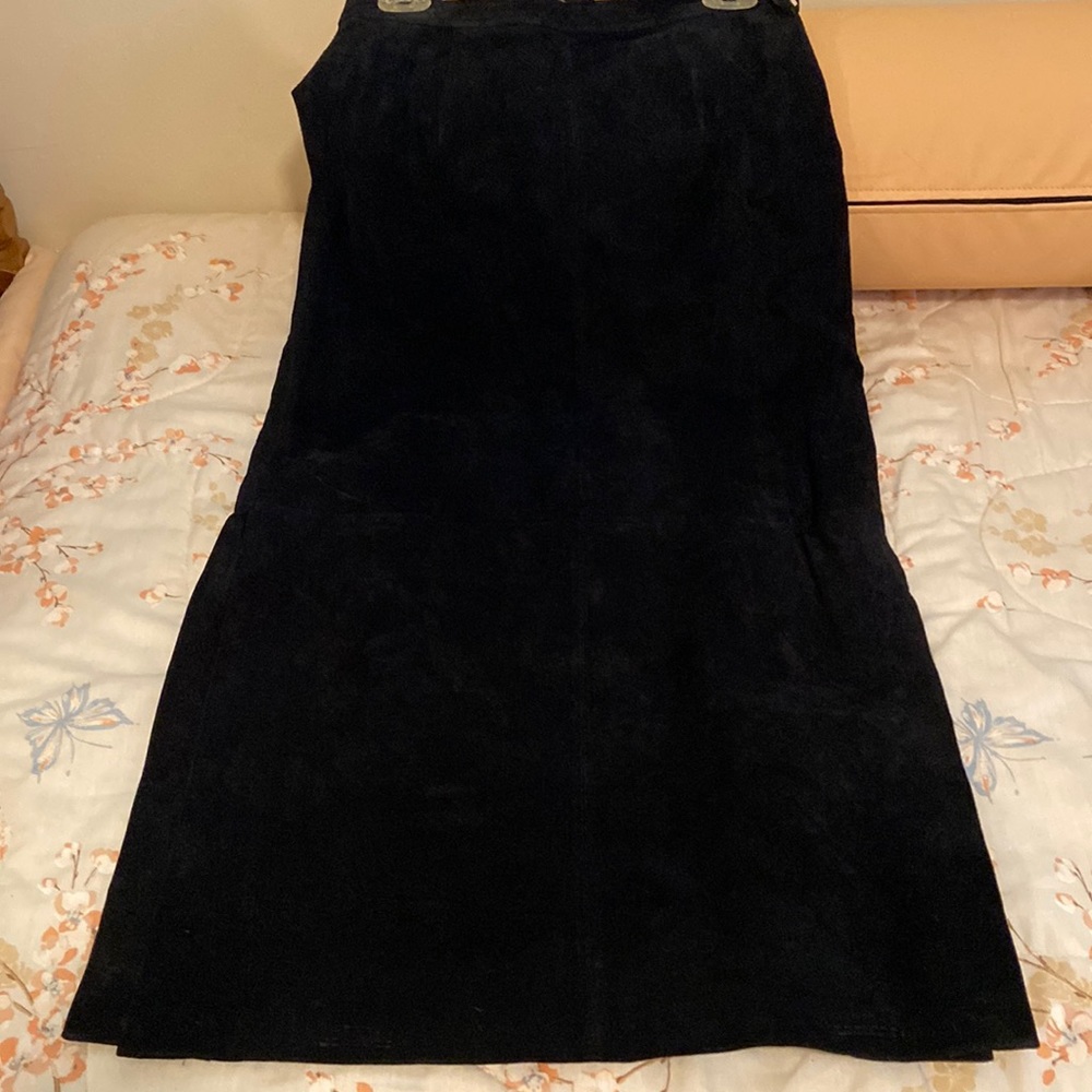 Long suede black skirt